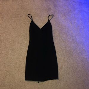 Black bodycon dress